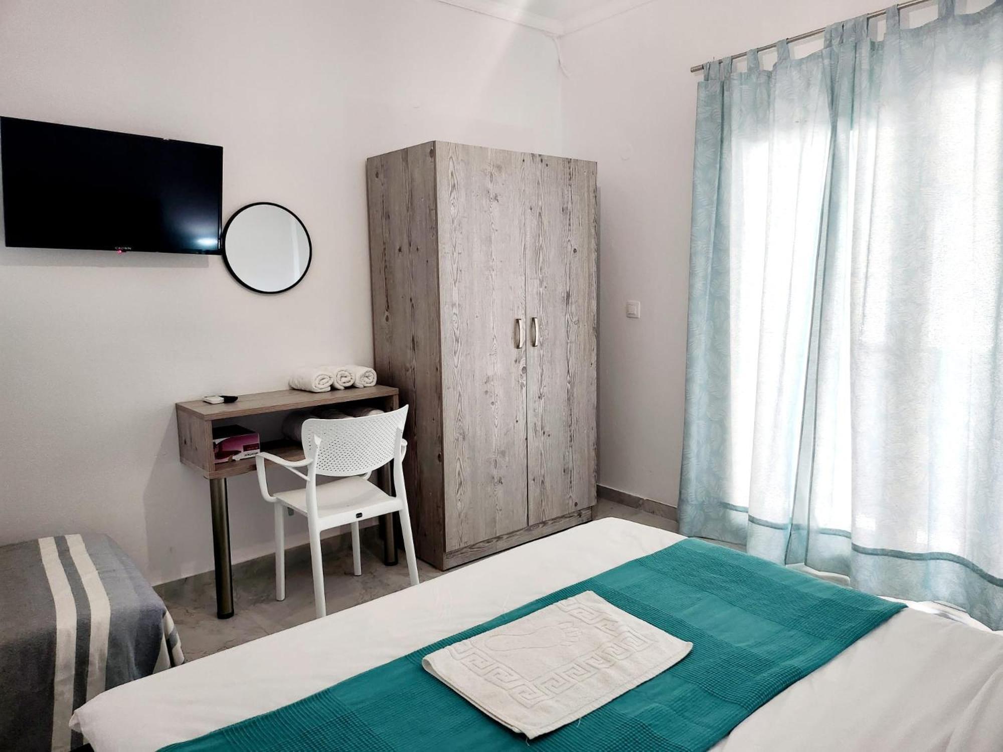 La Familia Apartments Olympiakí Aktí Buitenkant foto